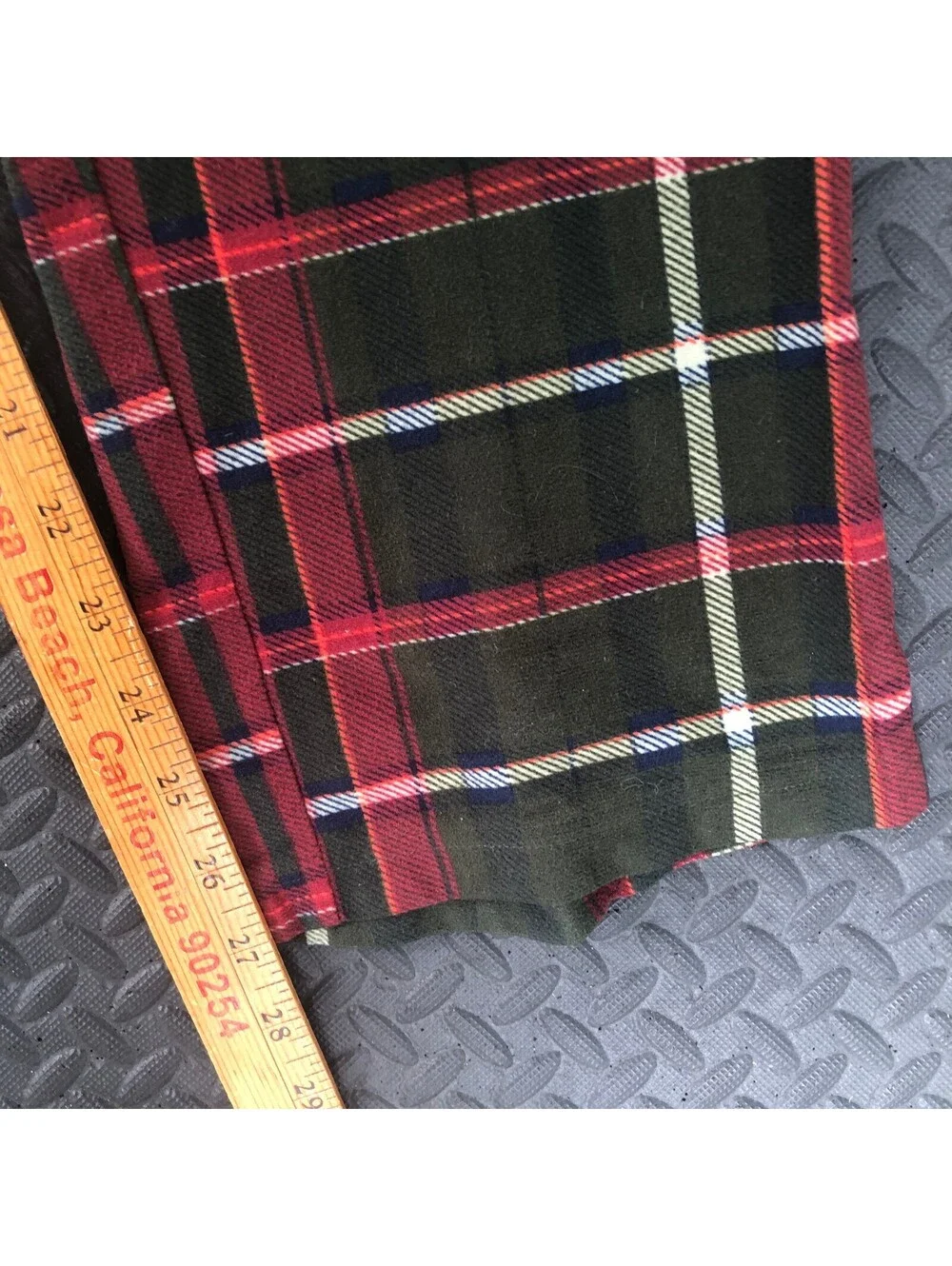 Men's Rainforest Plaid Lounge Pants with Drawstring Waist, Size M